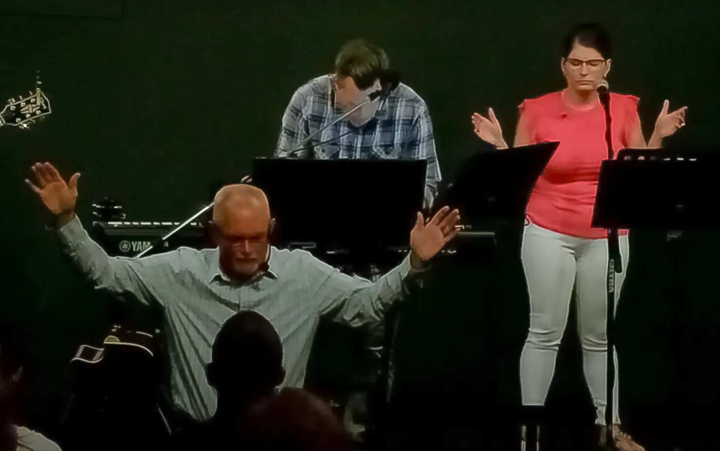Sunday Service at Harvest Church